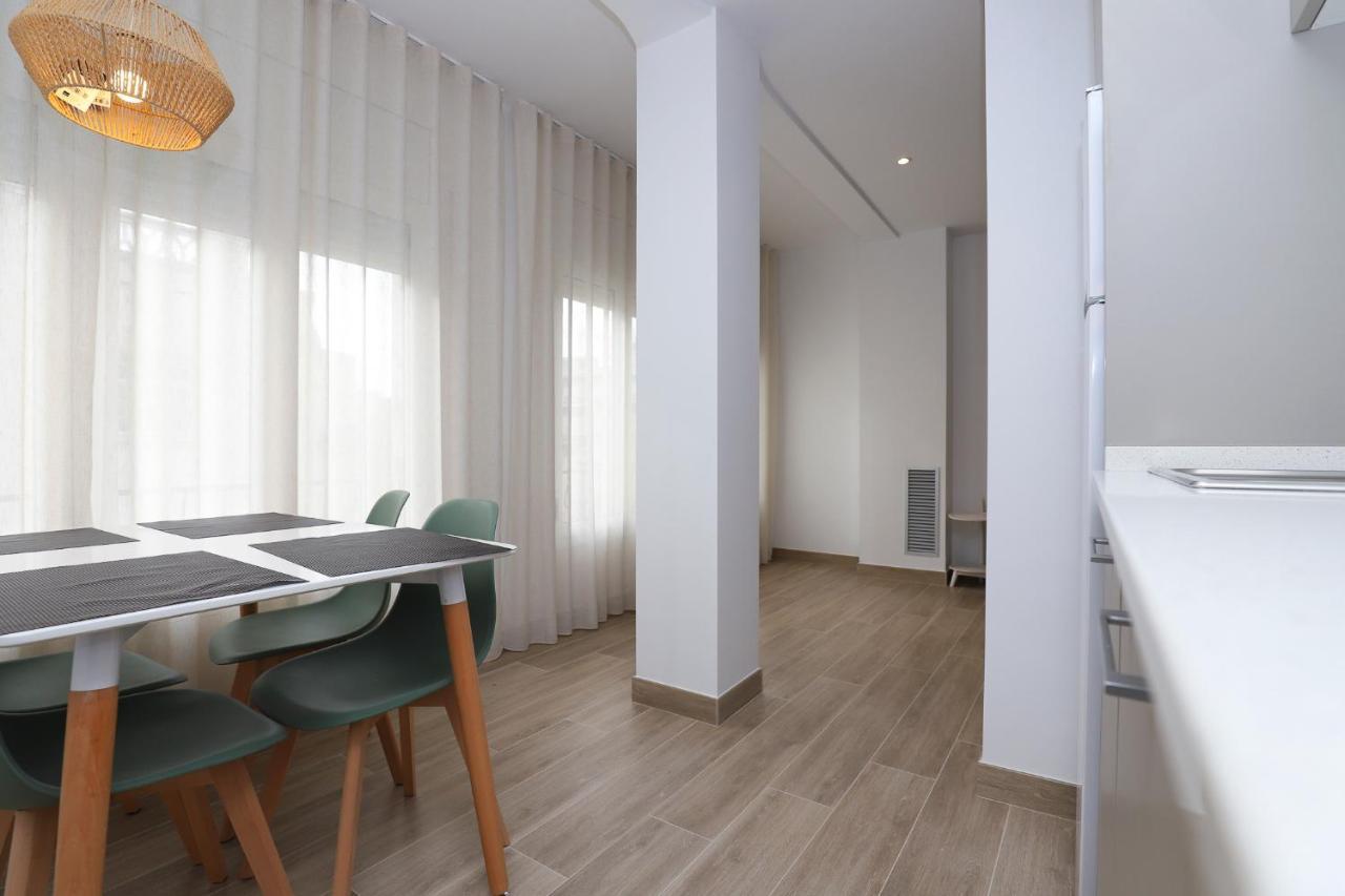Apartaments Agneta - Rem カンブリルス エクステリア 写真